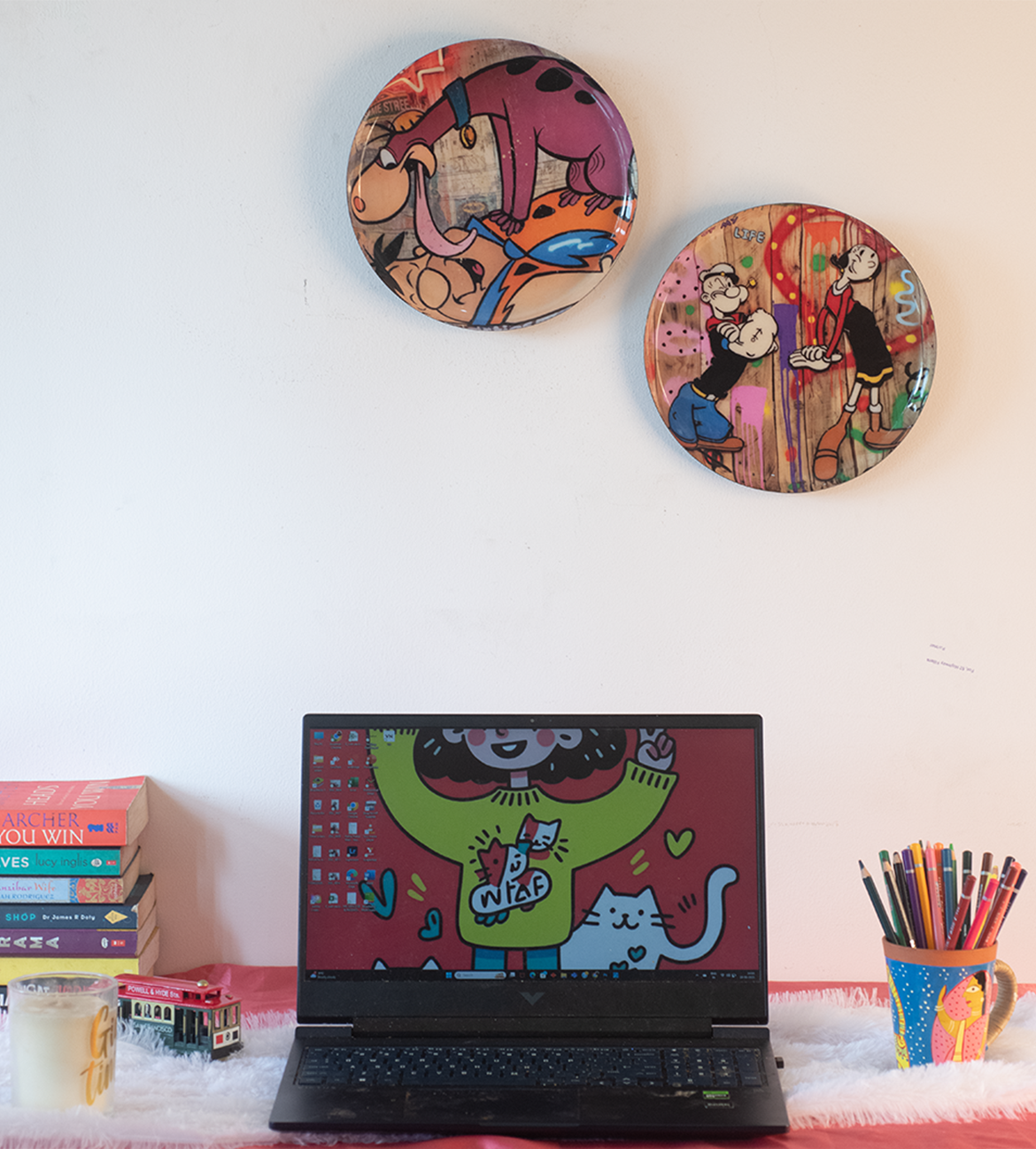 Classic Toons 1| 10" Metal Wall Hanging Plates with Pre-Attached Hooks (Set of 2)