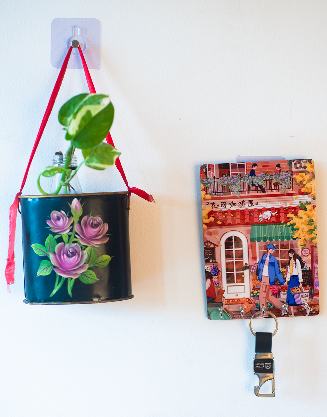 Katha Plates 5-Hook Keyholder • Multicolor • 5″×7″ • MDF • Wall-Mounted for Entryway (A Walk to Remember)