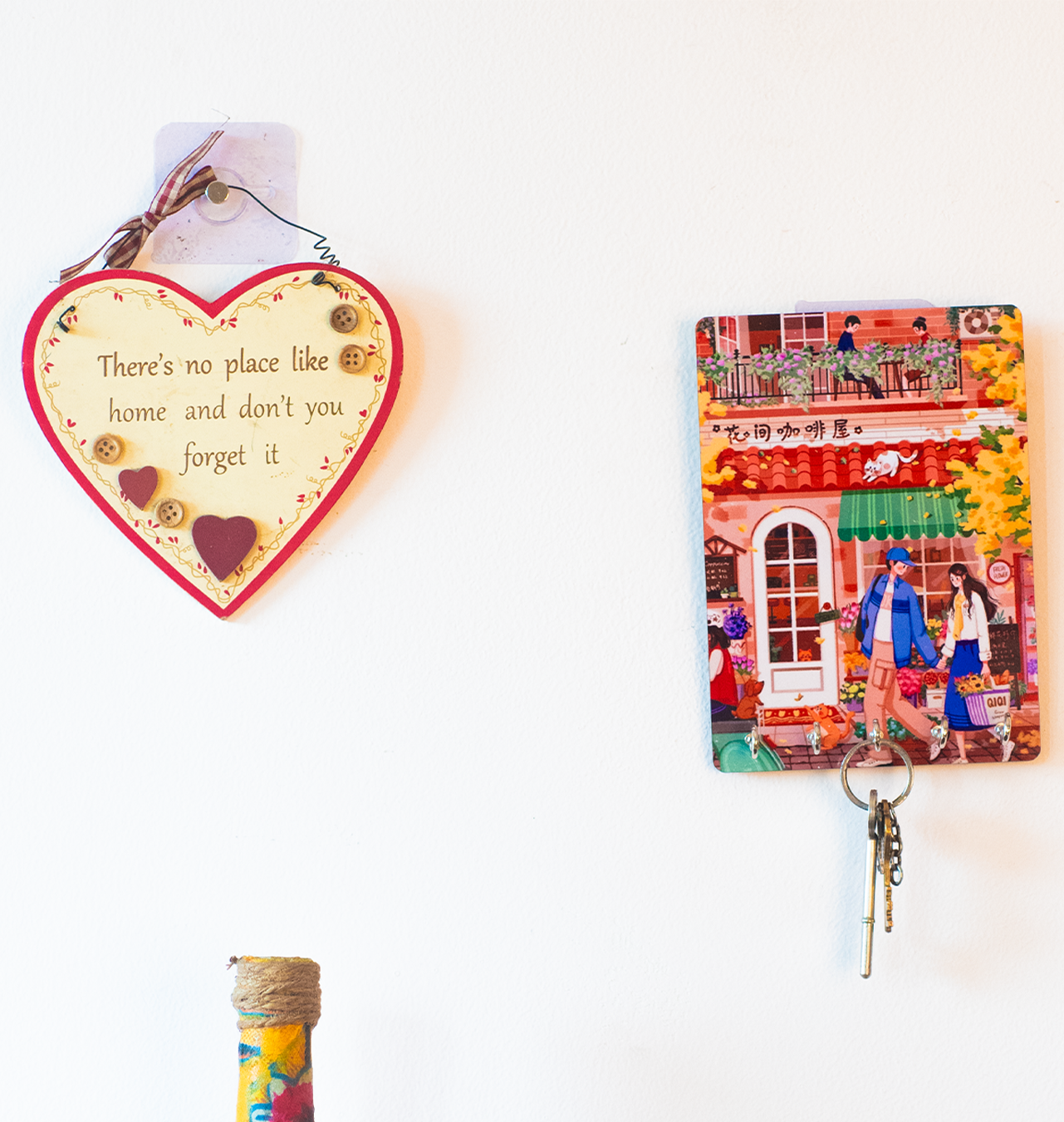 Katha Plates 5-Hook Keyholder • Multicolor • 5″×7″ • MDF • Wall-Mounted for Entryway (A Walk to Remember)