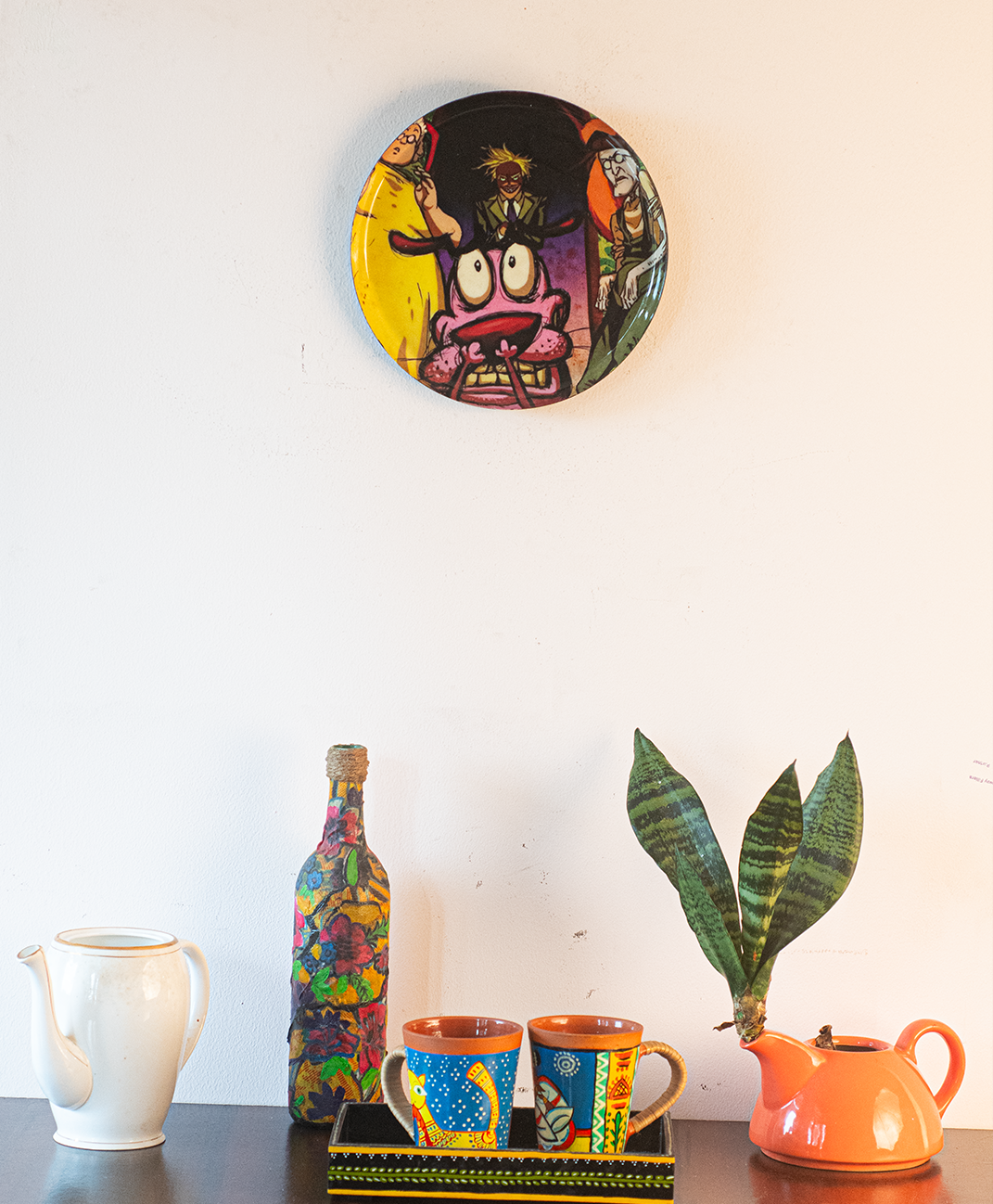 Classic Toons 10| 10" Metal Wall Hanging Plates with Pre-Attached Hooks (Set of 1)
