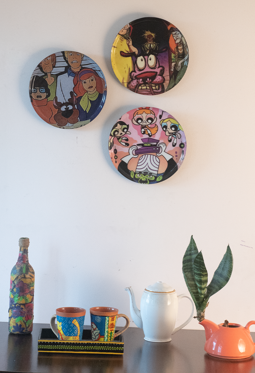 Classic Toons 2| 10" Metal Wall Hanging Plates with Pre-Attached Hooks (Set of 3)