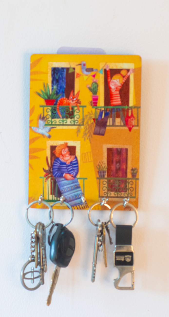 Katha Plates 5-Hook Keyholder • Multicolor • 5″×7″ • MDF • Wall-Mounted for Entryway (Balcony Tales)