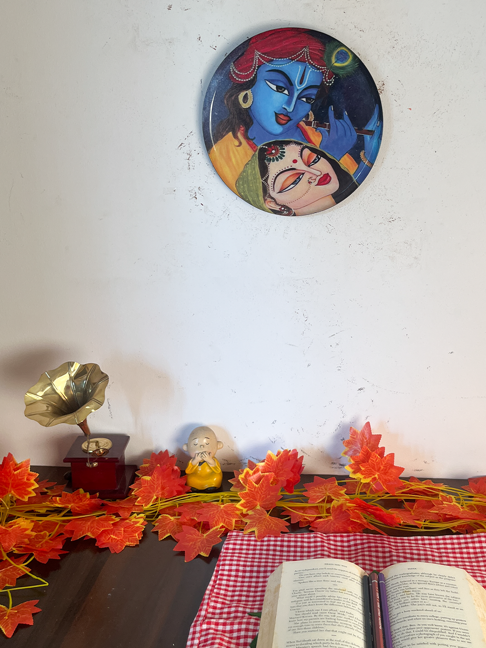 Radha Krishna Kathayein | The Eternal Bond | Wall Décor Plate | 10"