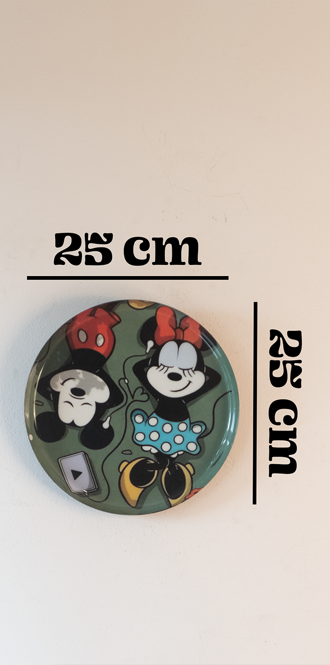 Classic Toons 11| 10" Metal Wall Hanging Plates with Pre-Attached Hooks (Set of 1)
