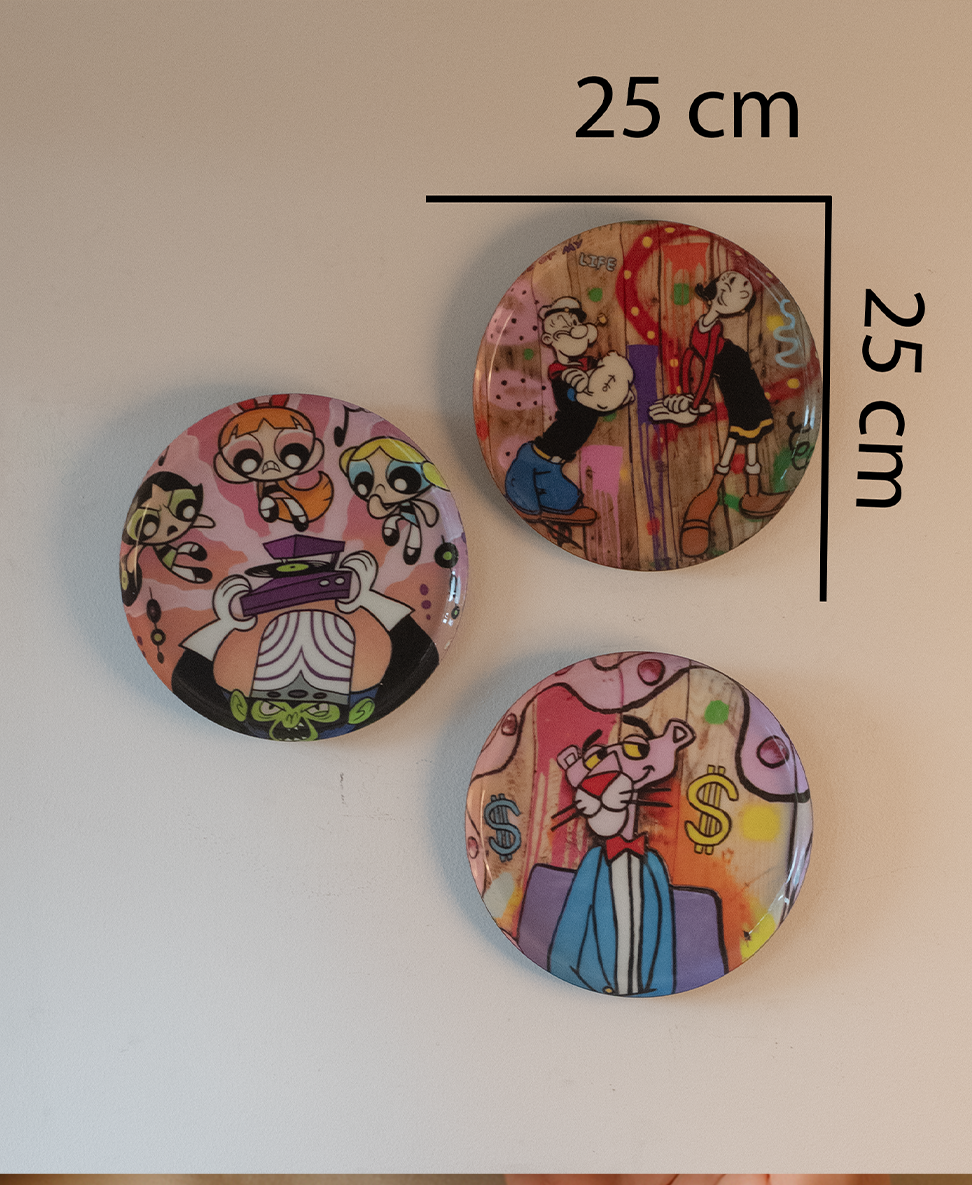 Classic Toons 11| 10" Metal Wall Hanging Plates with Pre-Attached Hooks (Set of 3)