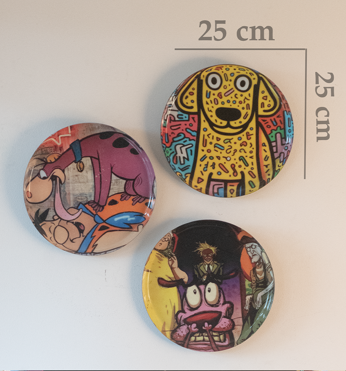 Classic Toons 9| 10" Metal Wall Hanging Plates with Pre-Attached Hooks (Set of 3)