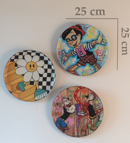 Classic Toons 10| 10" Metal Wall Hanging Plates with Pre-Attached Hooks (Set of 3)