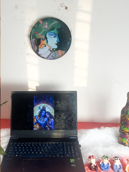 Radha Krishna Kathayein | The Divine Melody | Wall Décor Plate | 10"