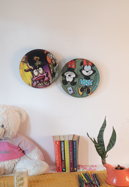 Classic Toons 9| 10" Metal Wall Hanging Plates with Pre-Attached Hooks (Set of 2)