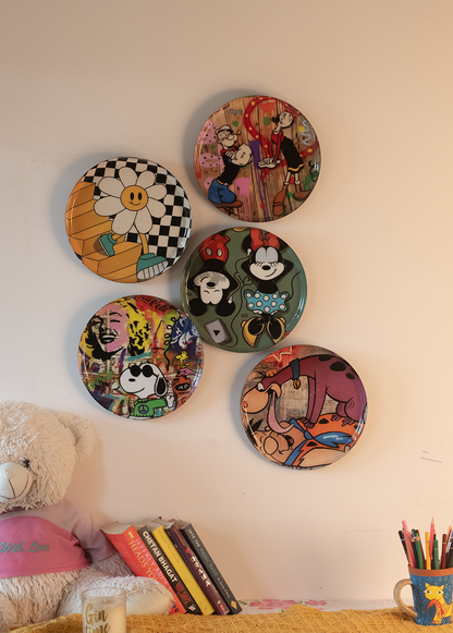 Classic Toons 5 | 10" Metal Wall Hanging Plates with Pre-Attached Hooks (Set of 5)