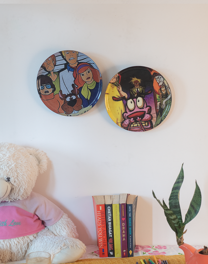 Classic Toons 4| 10" Metal Wall Hanging Plates with Pre-Attached Hooks (Set of 2)