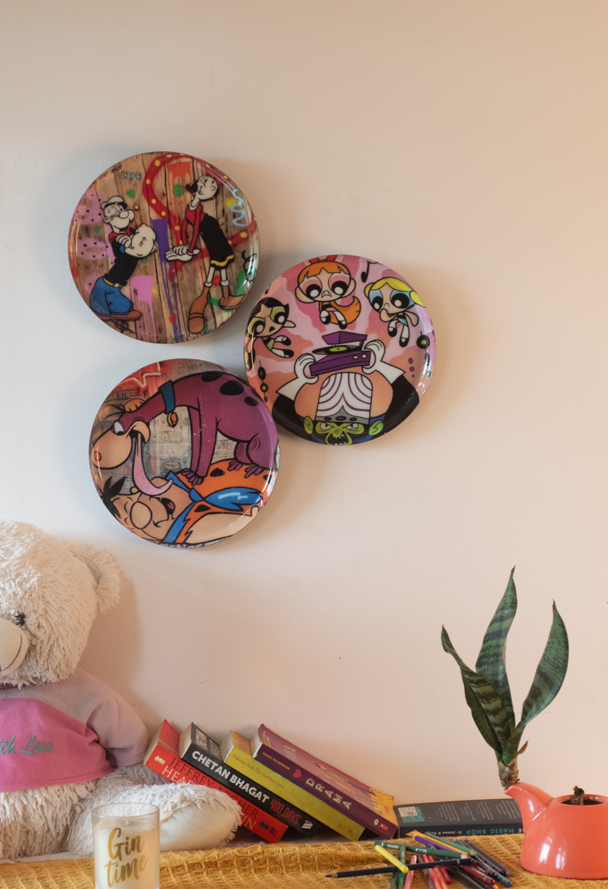Classic Toons 1| 10" Metal Wall Hanging Plates with Pre-Attached Hooks (Set of 3)