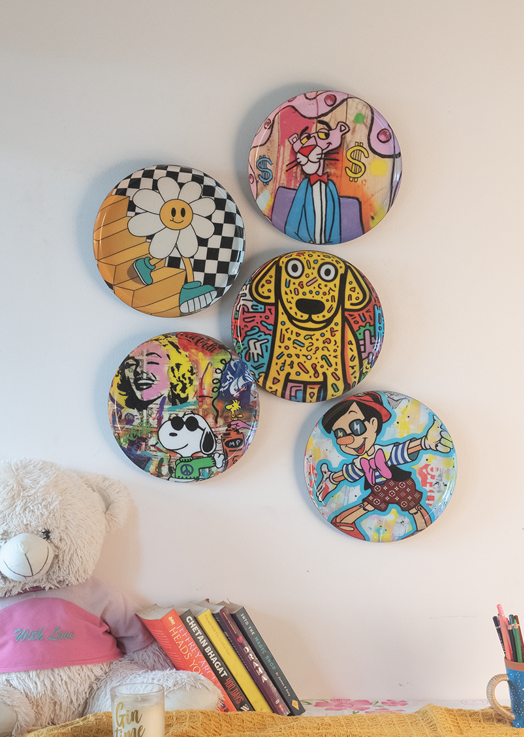 Classic Toons 3 | 10" Metal Wall Hanging Plates with Pre-Attached Hooks (Set of 5)
